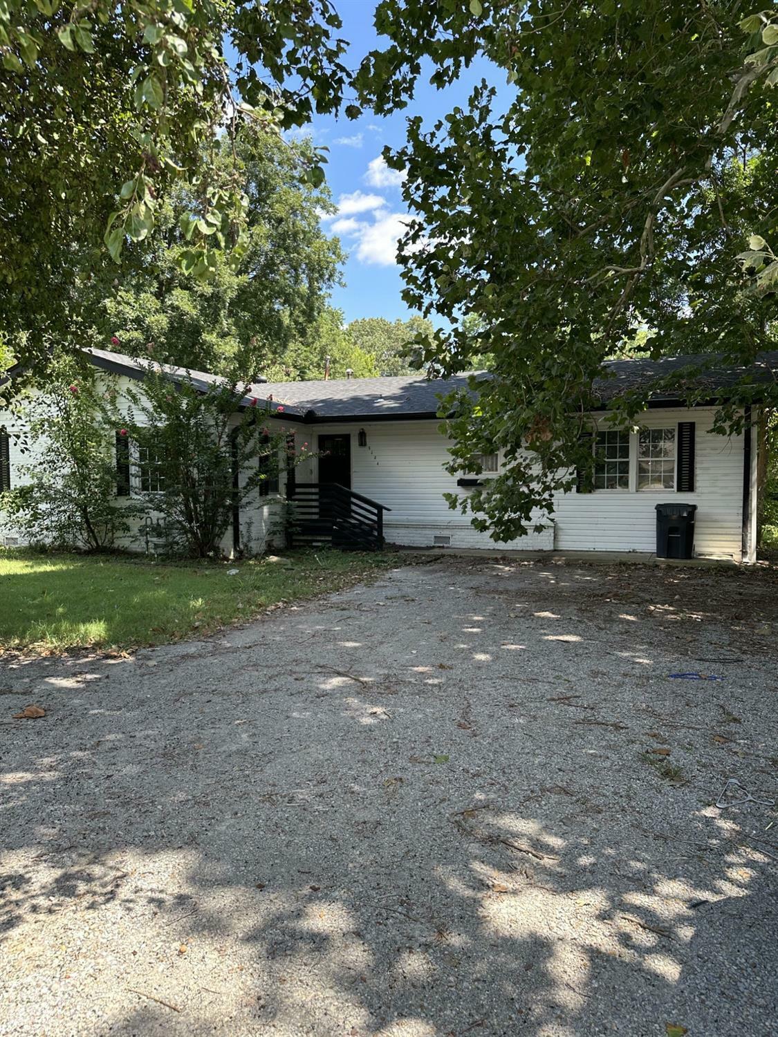 Property Photo:  5304 Southwest Drive  AR 72404 