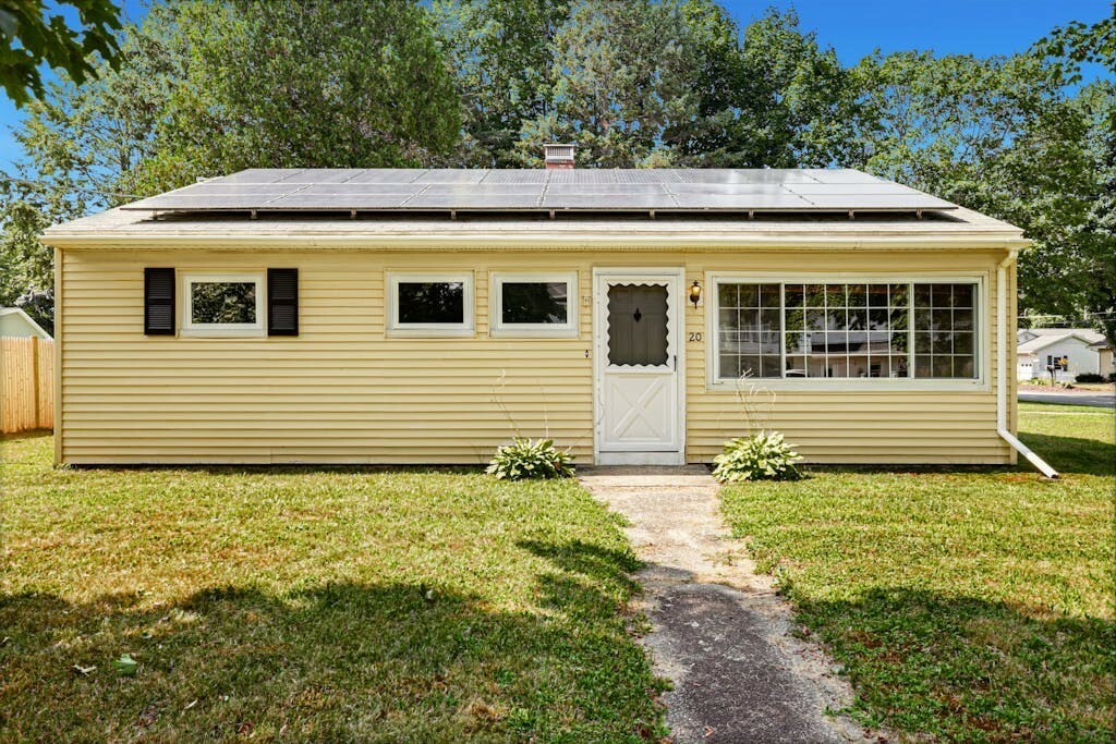 Property Photo:  20 Endicott Drive  MA 01581 