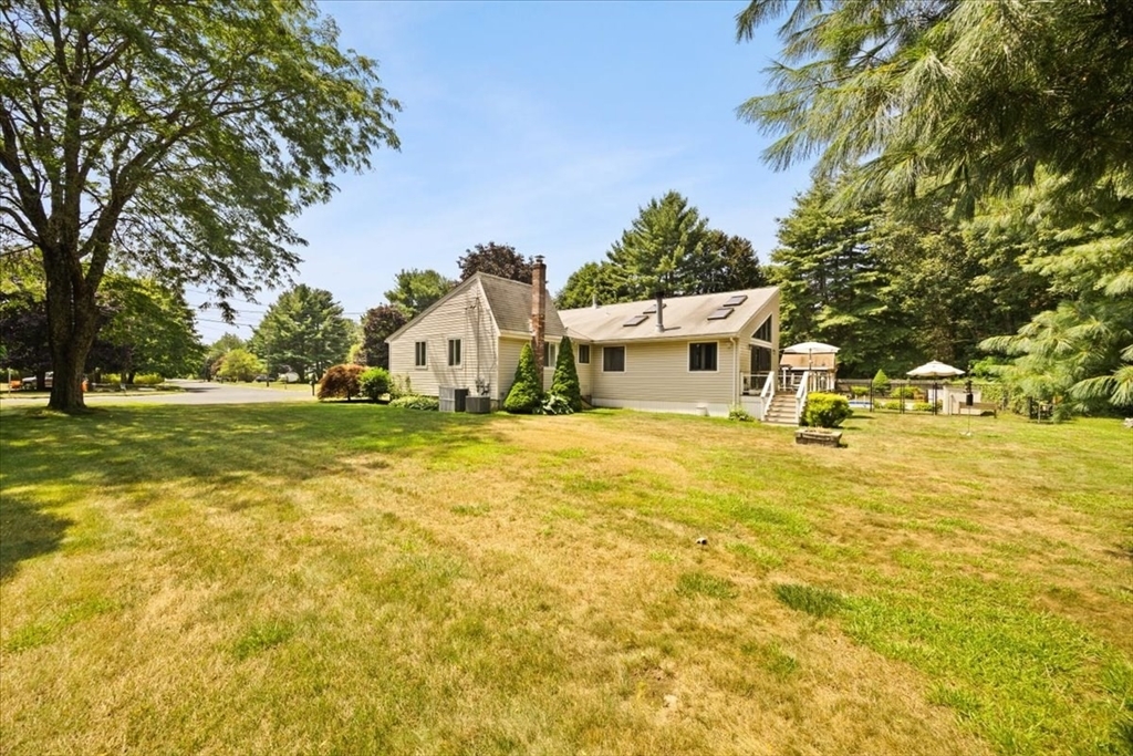 Property Photo: 35 Aberdeen Ln MA 02324