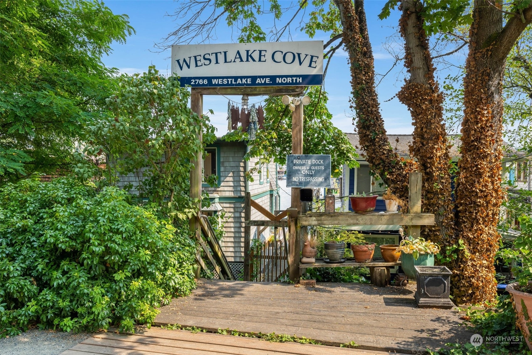 Property Photo:  2770 Westlake Avenue N 1  WA 98109 