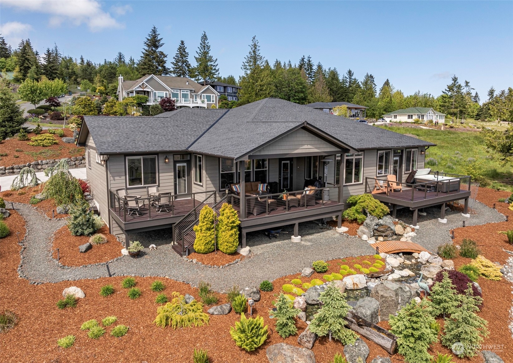 Property Photo:  140 Tamerlane Loop  WA 98382 