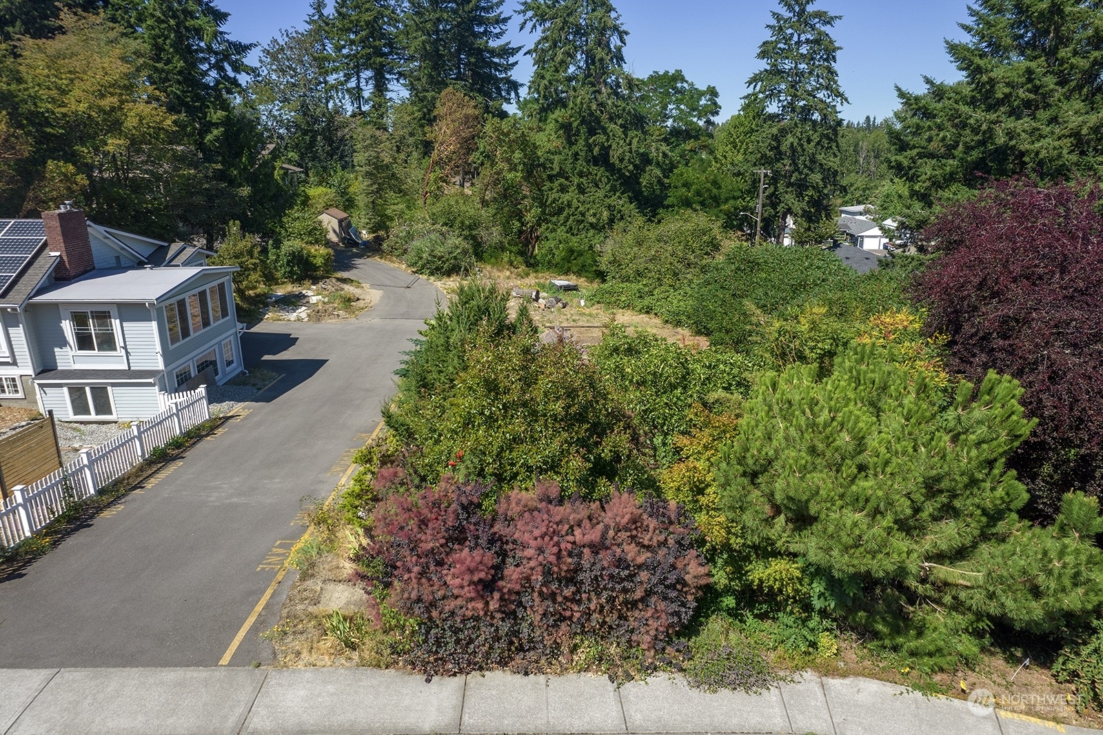 Property Photo:  8 Xx SW 132nd Street  WA 98146 