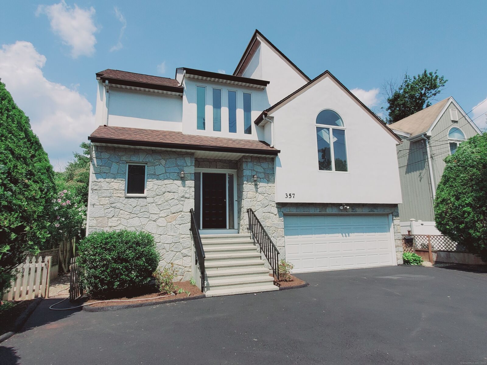 Property Photo:  357 Oaklawn Avenue  CT 06905 