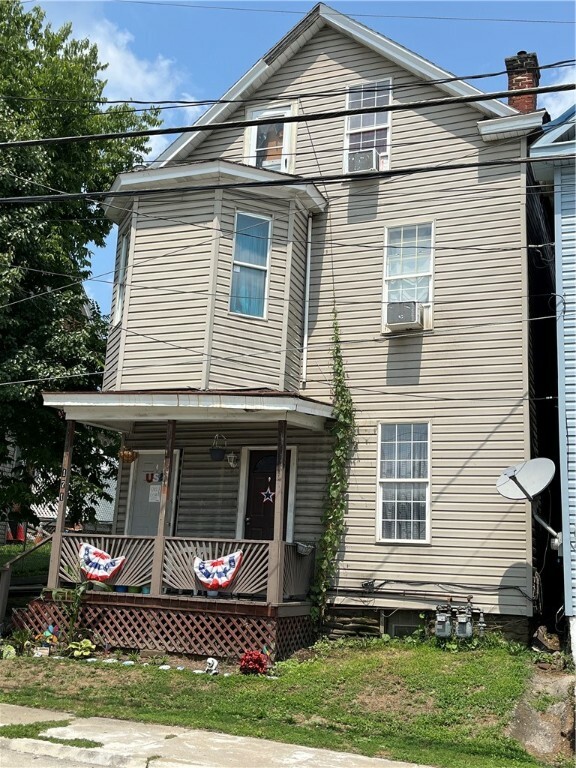 Property Photo:  171 W Greene Street  PA 15370 