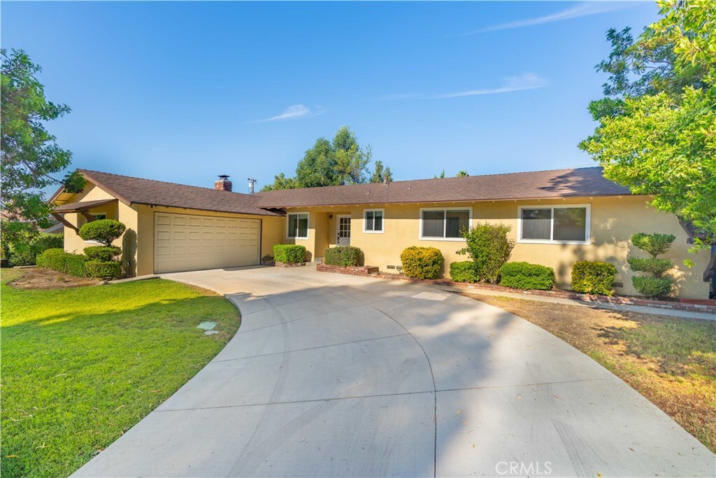 Property Photo:  1151 Vanderbilt Avenue  CA 91711 