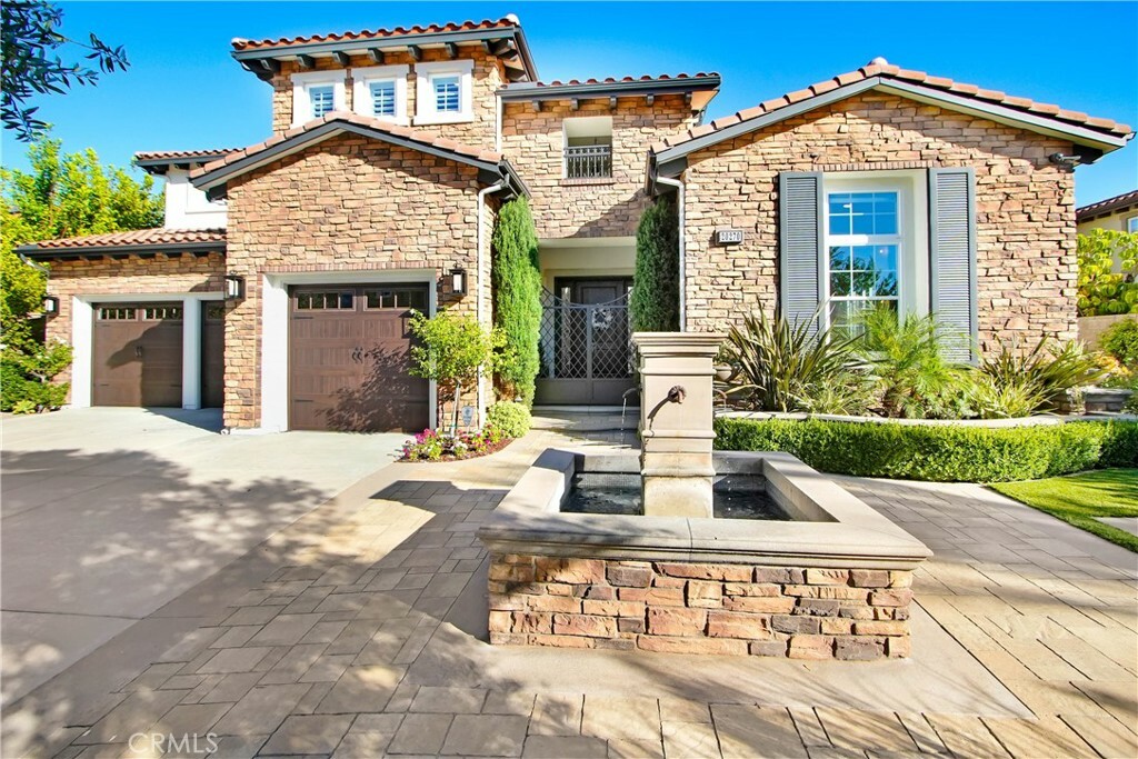 Property Photo: 20270 Trentino Lane CA 92886
