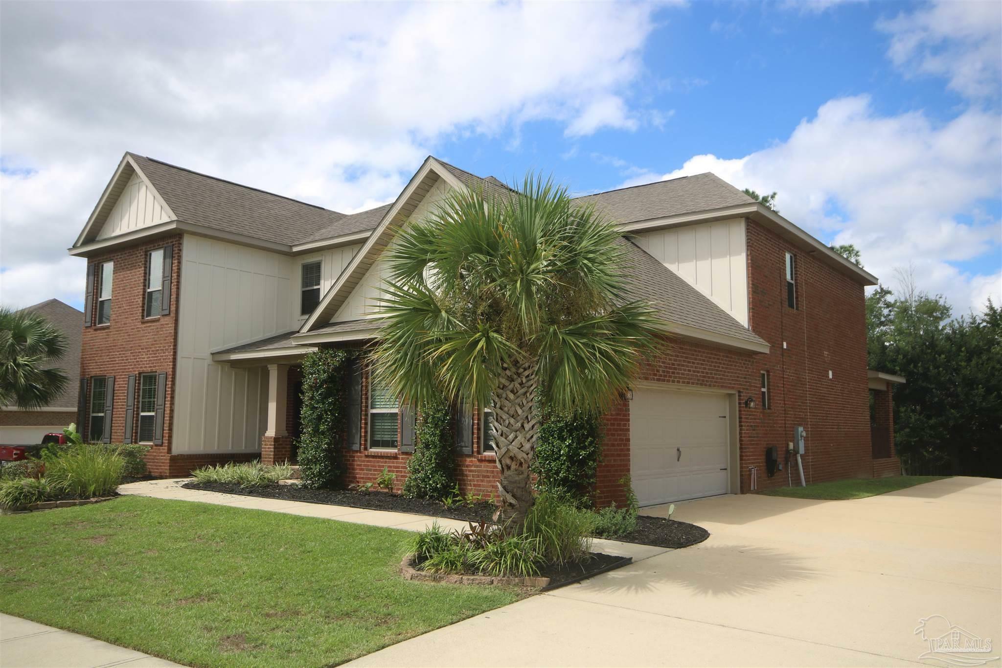 Property Photo:  2608 Gemstone Cir  FL 32571 