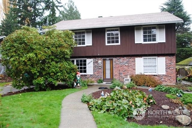 Property Photo:  12434 94 Avenue NE  WA 98034 