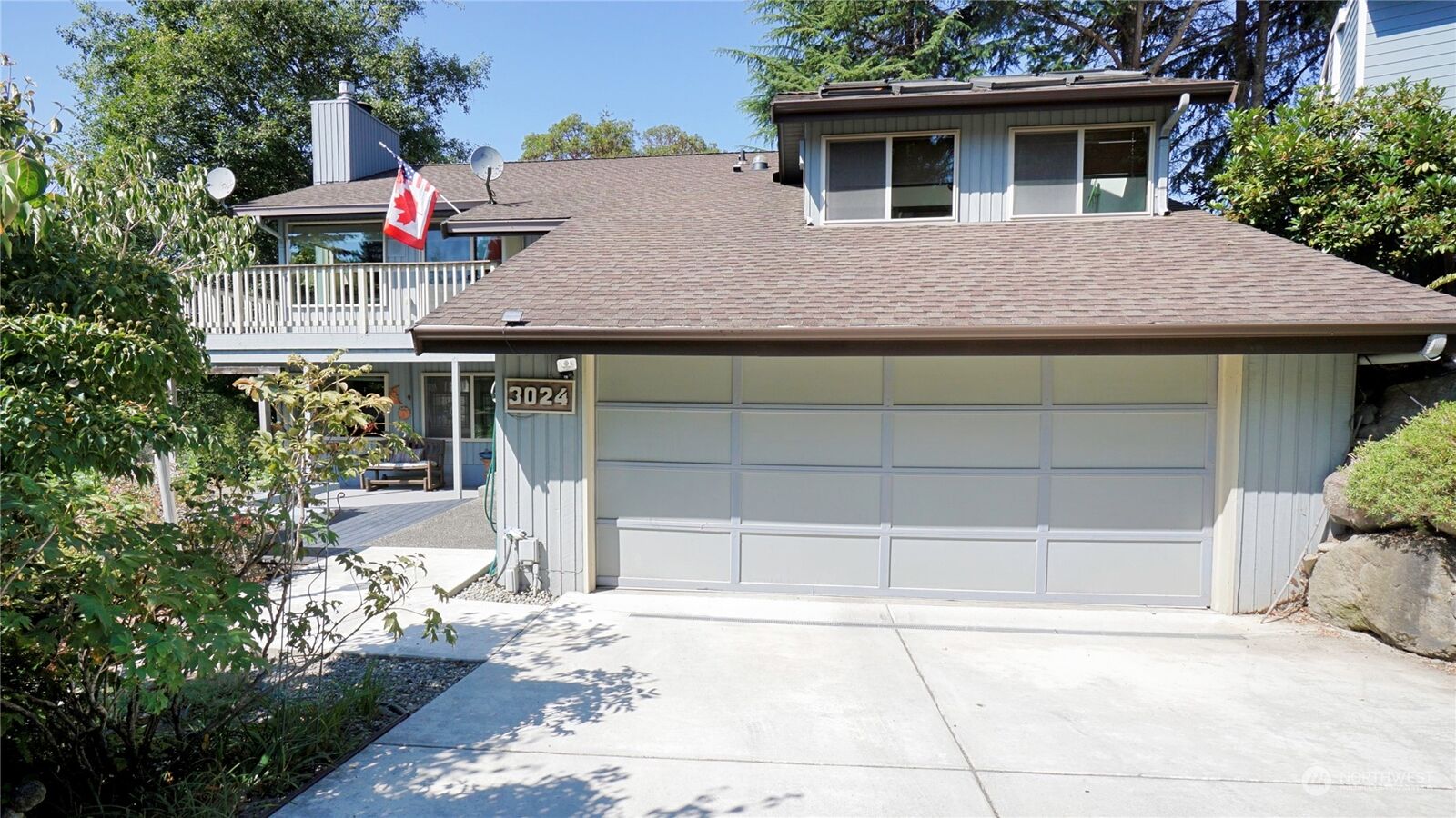 Property Photo:  3024 SW 116th Place  WA 98146 