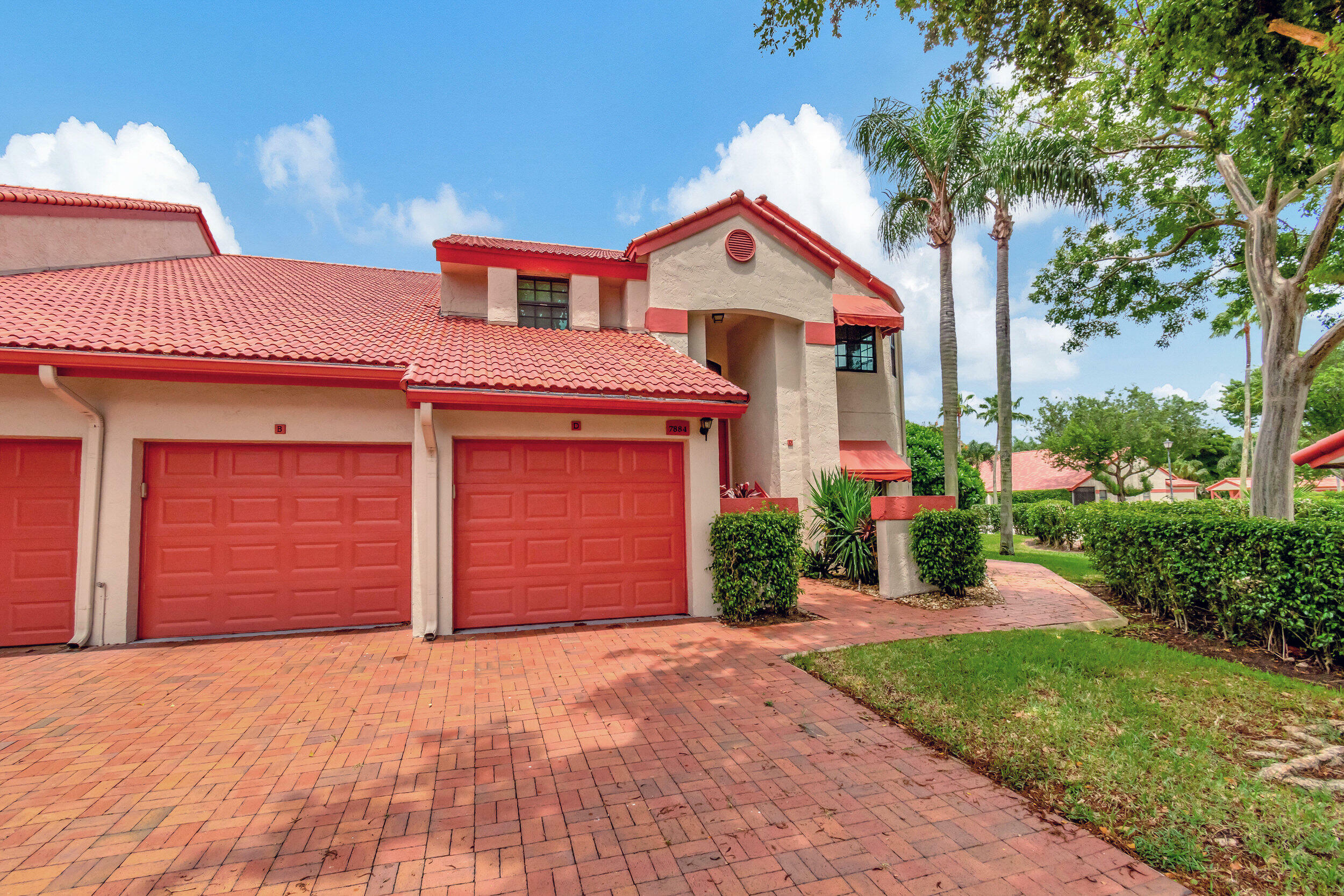 Property Photo:  7884 Lexington Club Boulevard B  FL 33446 