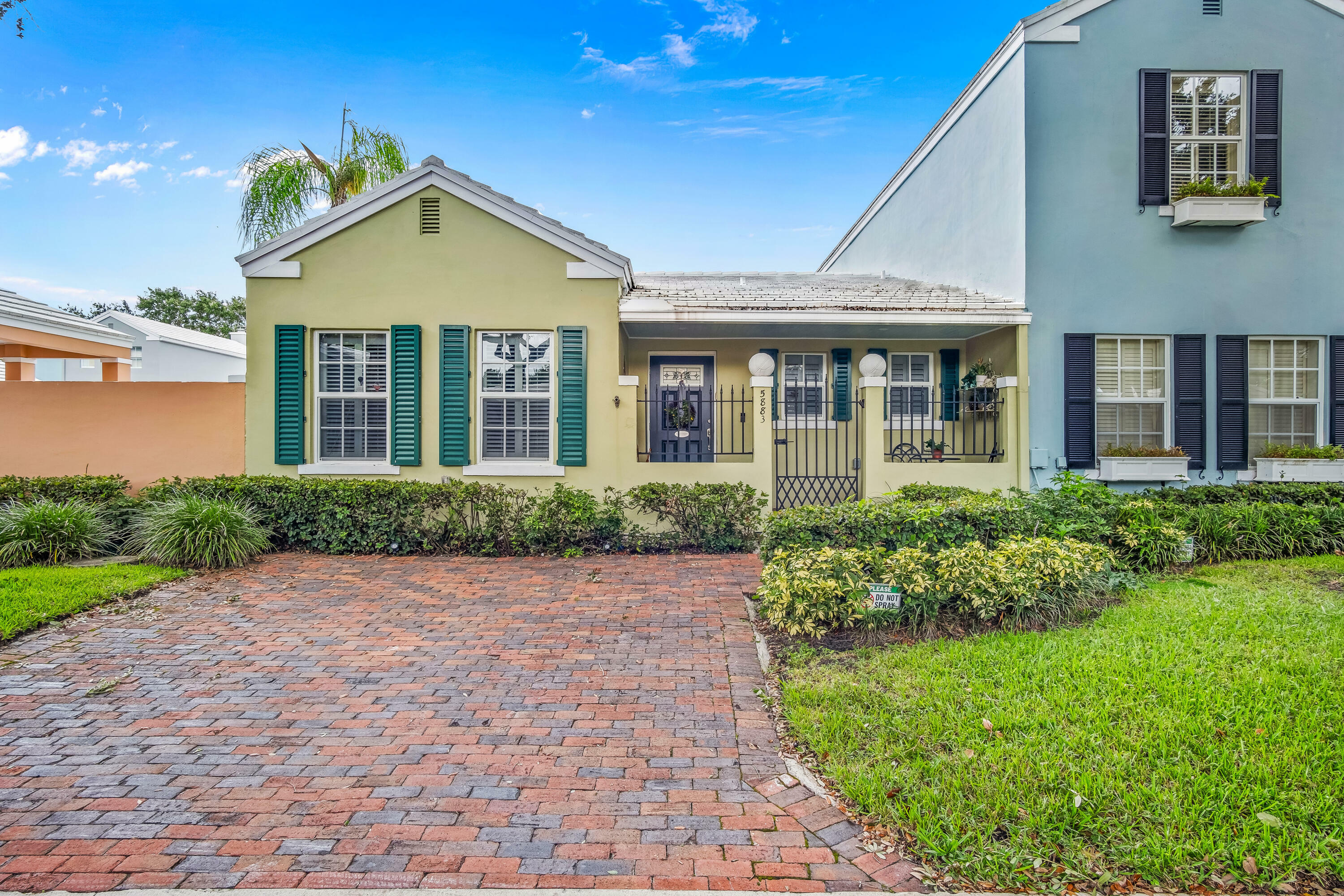 Property Photo:  5883 Michaux Street  FL 33433 