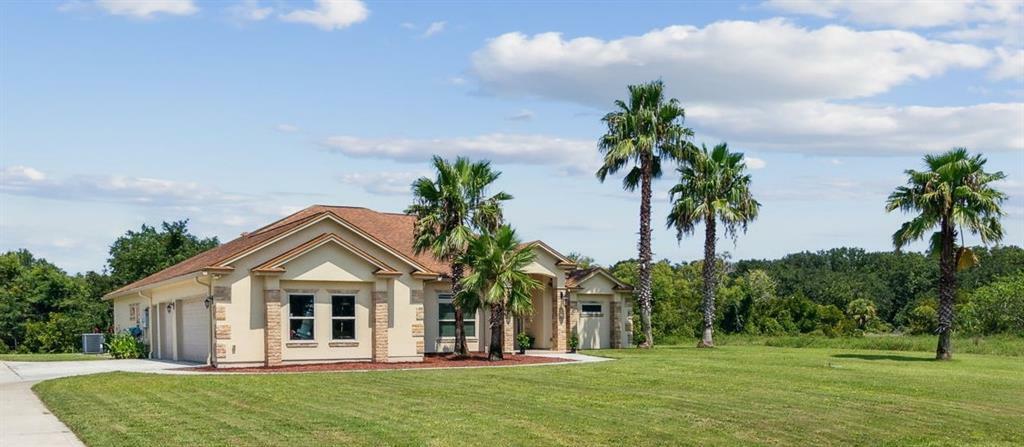 Property Photo:  9227 Woodsman Cove Lane  FL 32226 