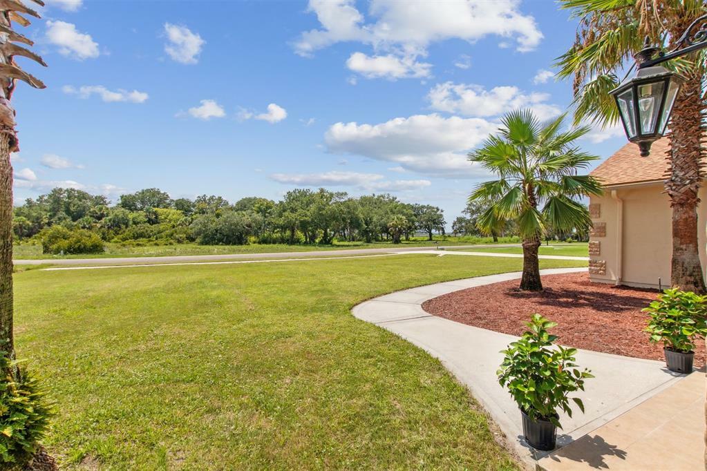 Property Photo:  9227 Woodsman Cove Lane  FL 32226 