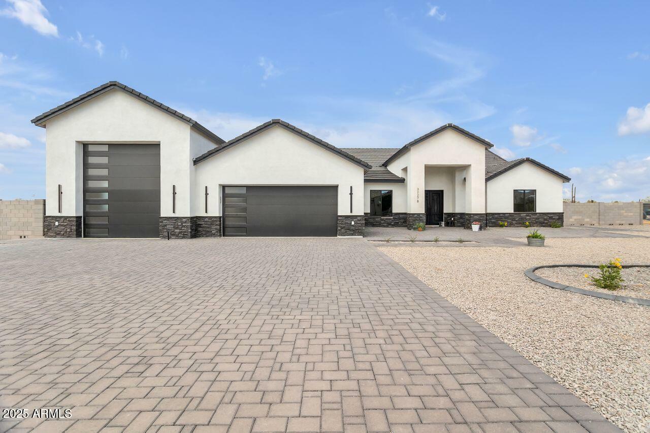 Property Photo: 32278 N 168th Avenue AZ 85387