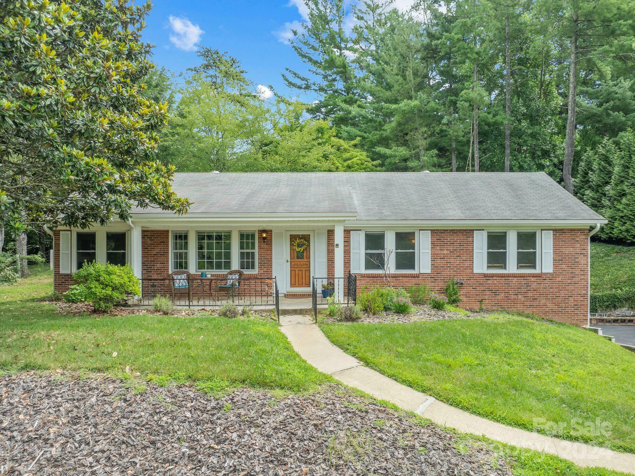 Property Photo:  119 Woodland Hills Road  NC 28804 