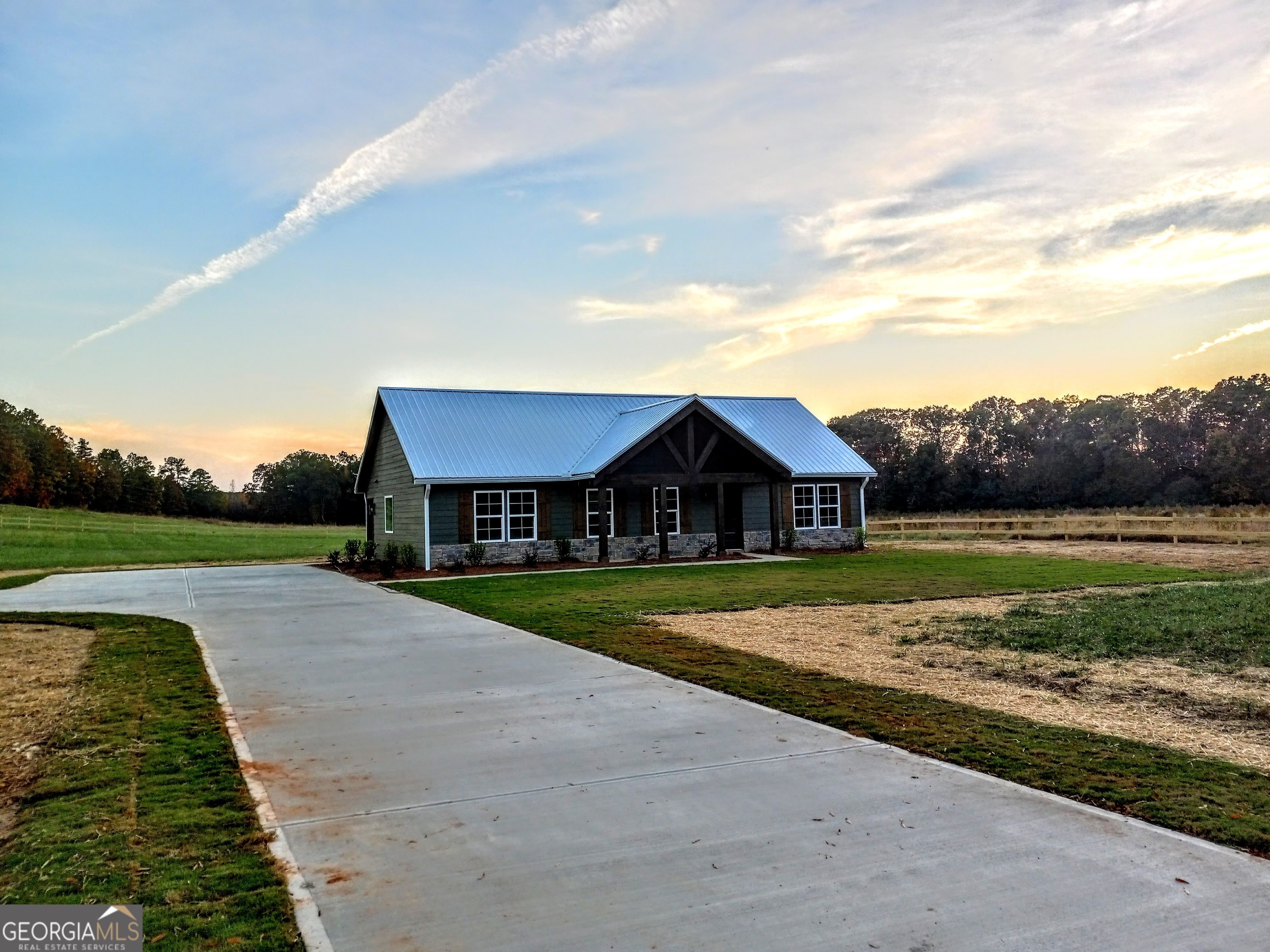 Property Photo:  2921 Collard Valley Road  GA 30125 