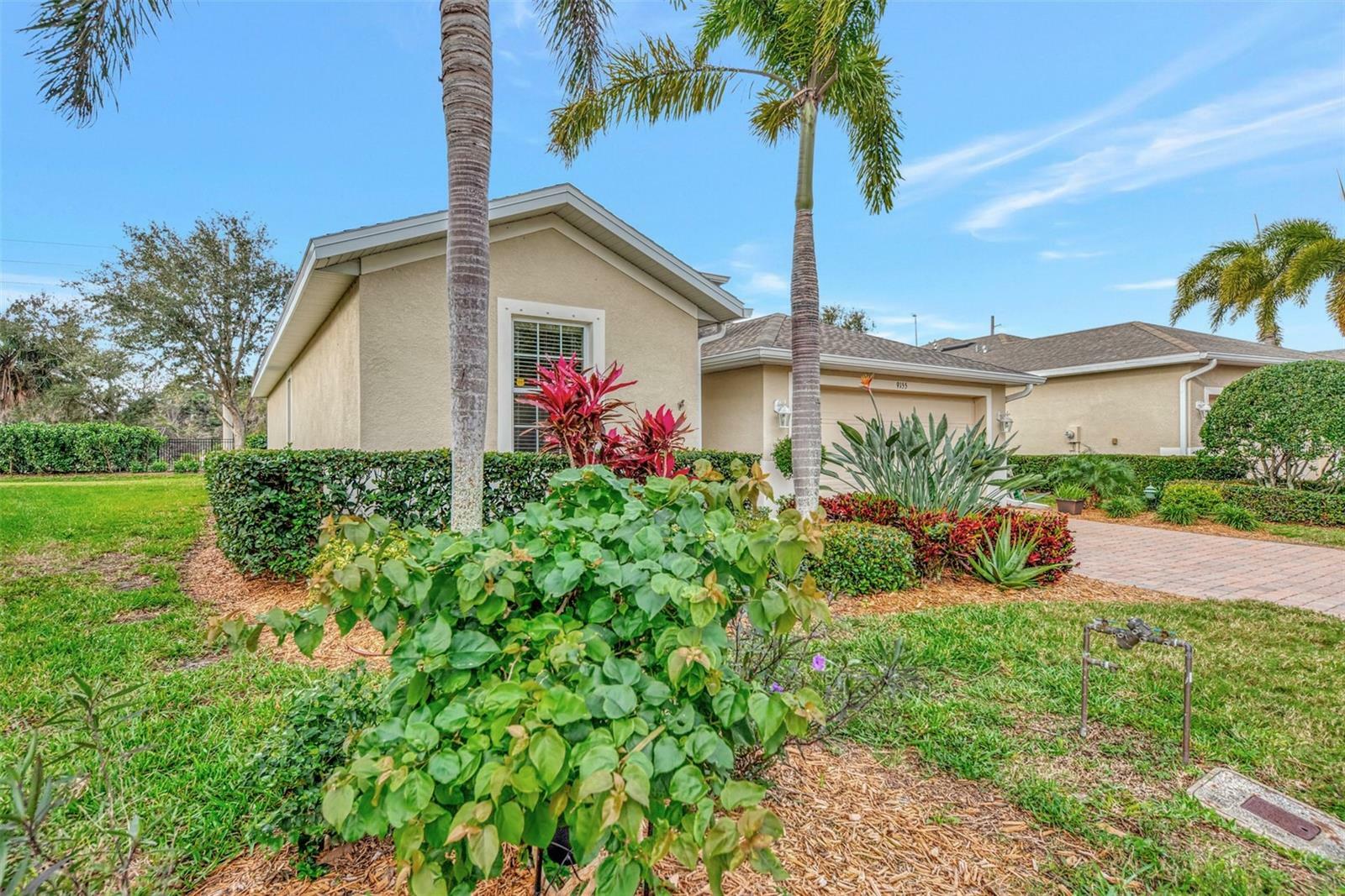 Property Photo:  9155 Coachman Drive  FL 34293 