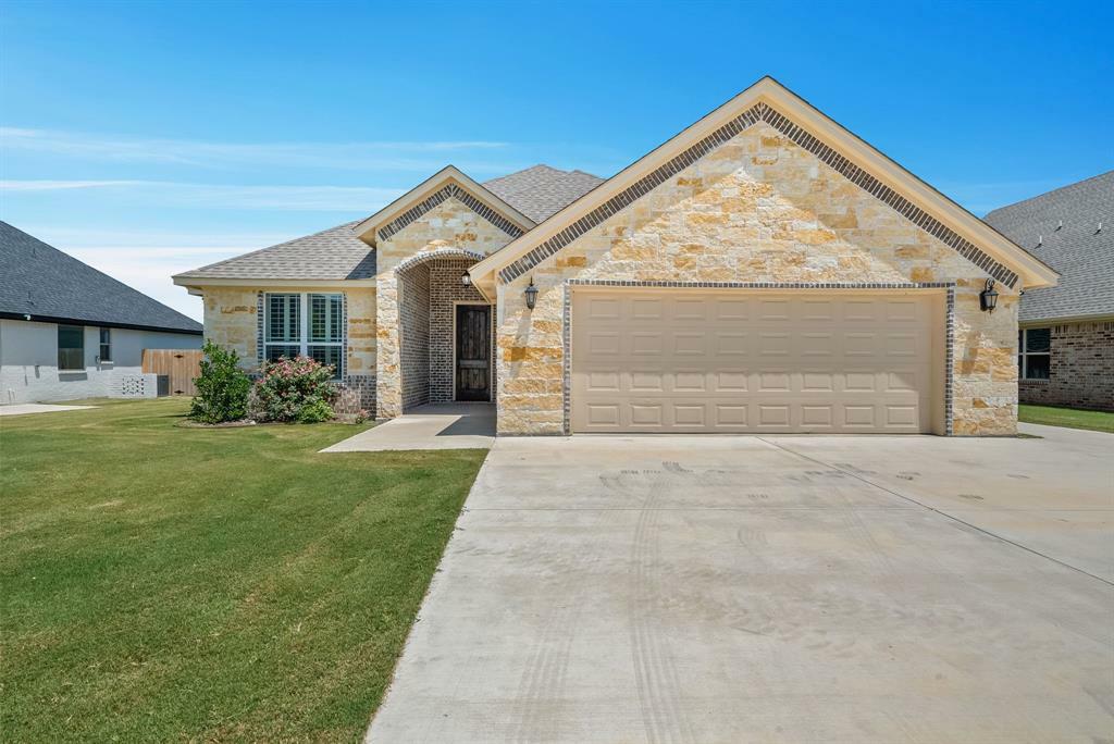 Property Photo:  162 Crenshaw Court  TX 76401 