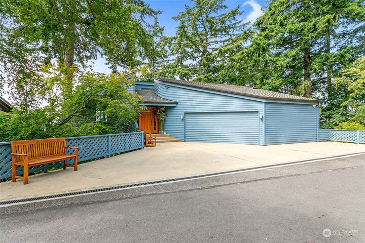211 Morey Avenue  Bellingham WA 98225 photo