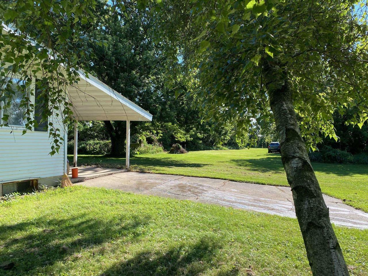 Property Photo:  4170 Dam Road  WI 53115 