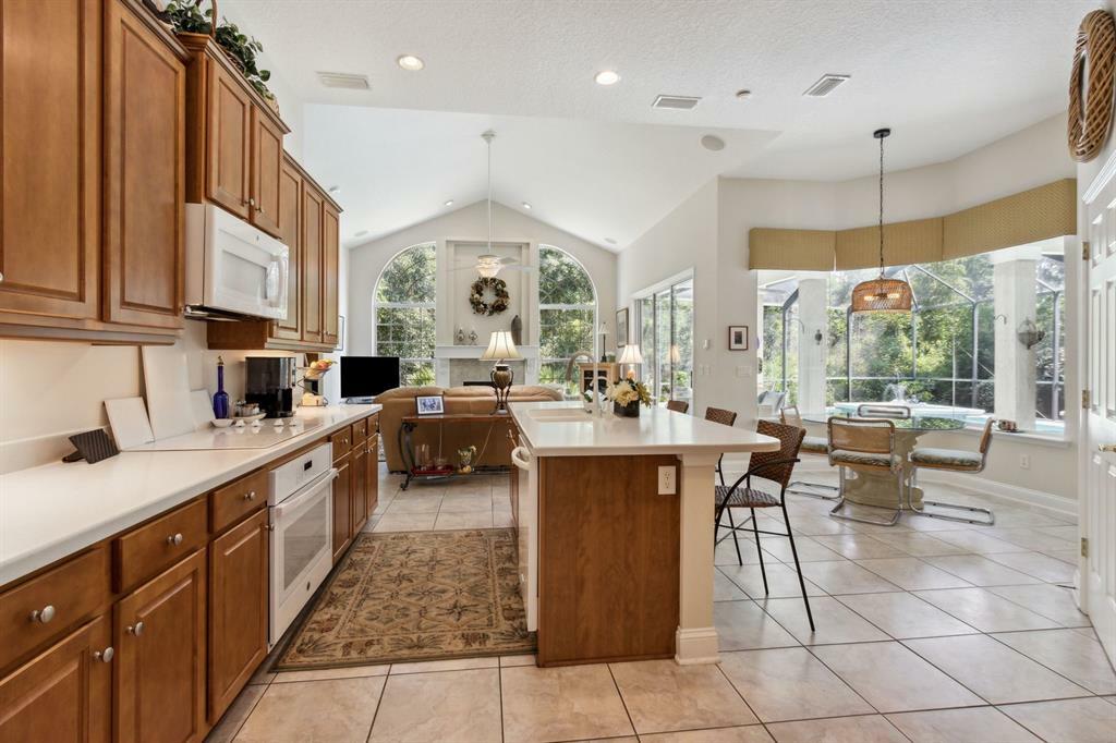 Property Photo:  86030 Albermarle Court  FL 32034 