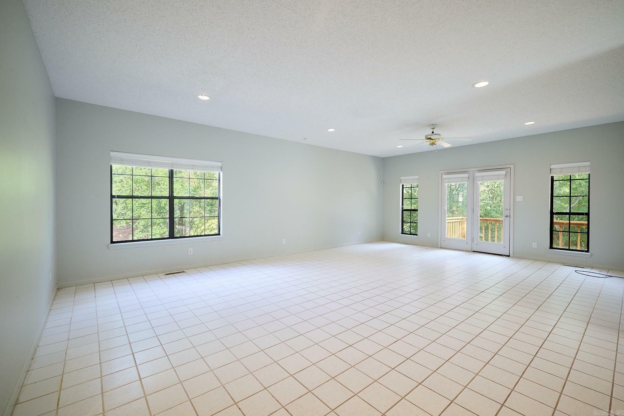 Property Photo:  101 Creekview Terrace  AR 71913 