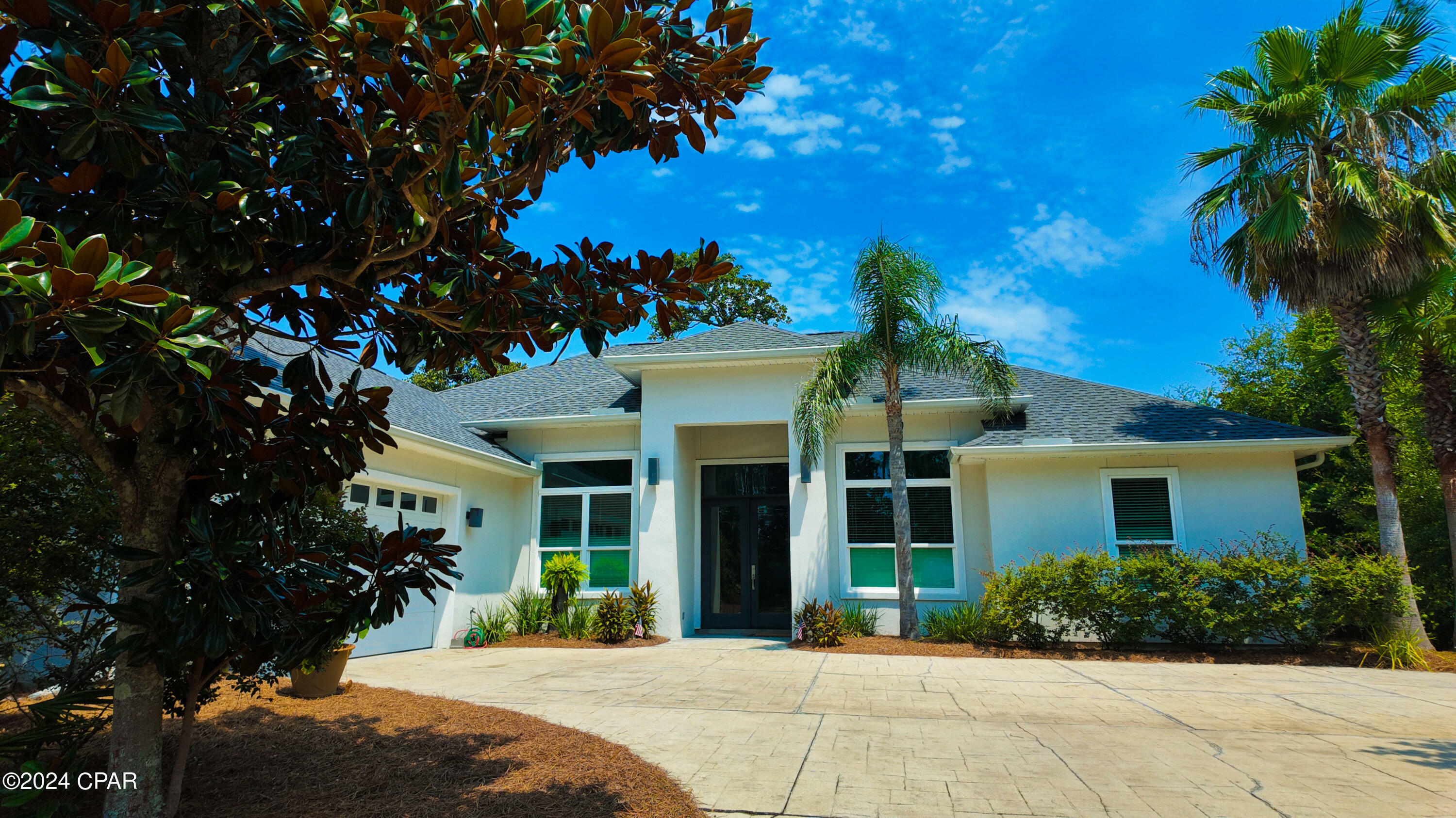 Property Photo:  3502 Fox Run Boulevard  FL 32408 