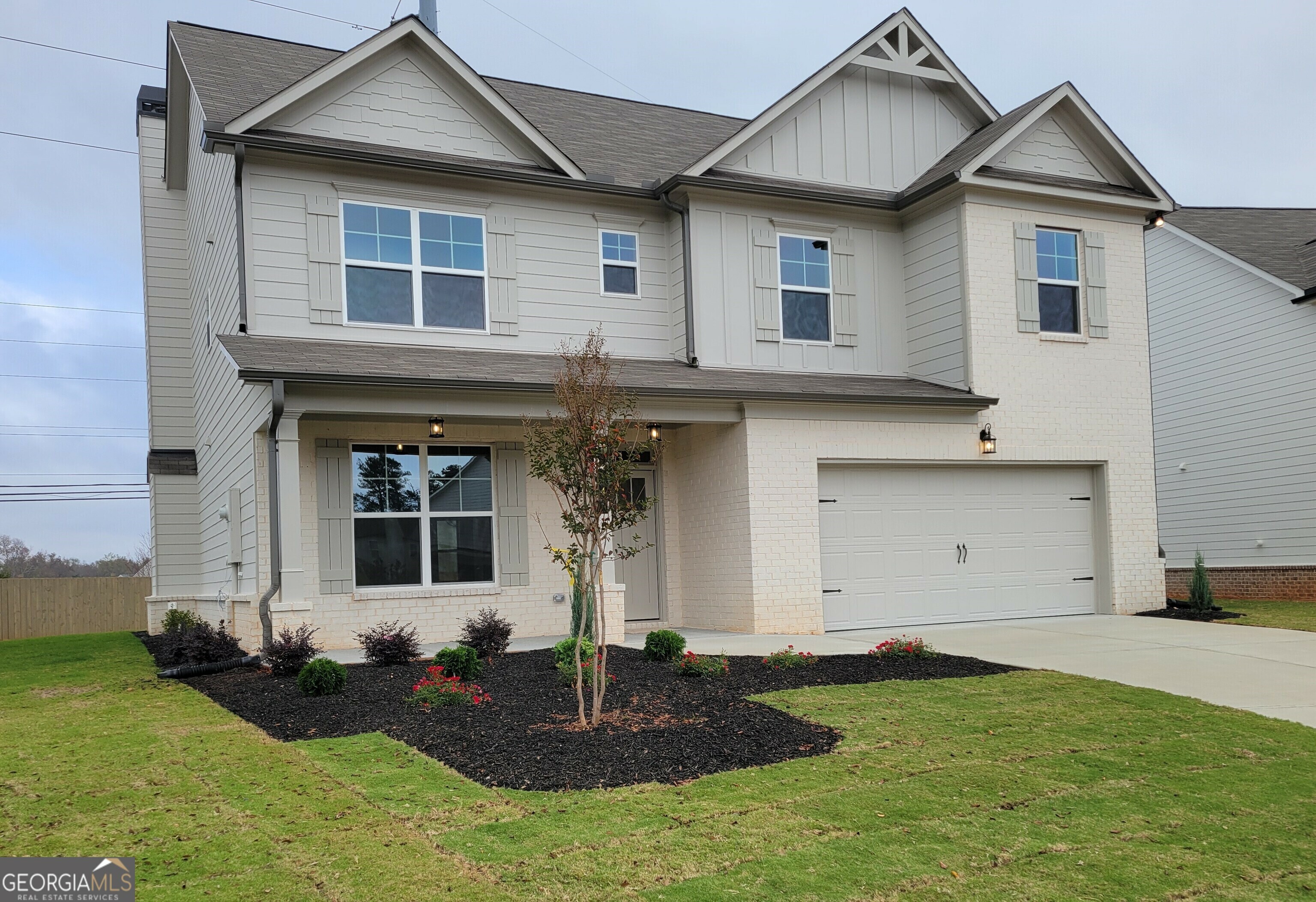 Property Photo:  442 Eagles Nest Circle  GA 30011 