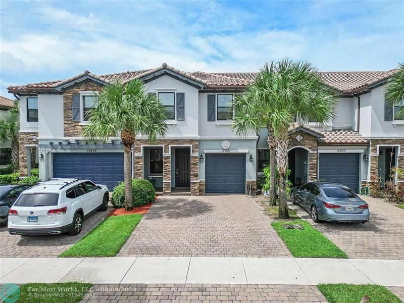 Property Photo:  12957 Anthorne Lane  FL 33436 