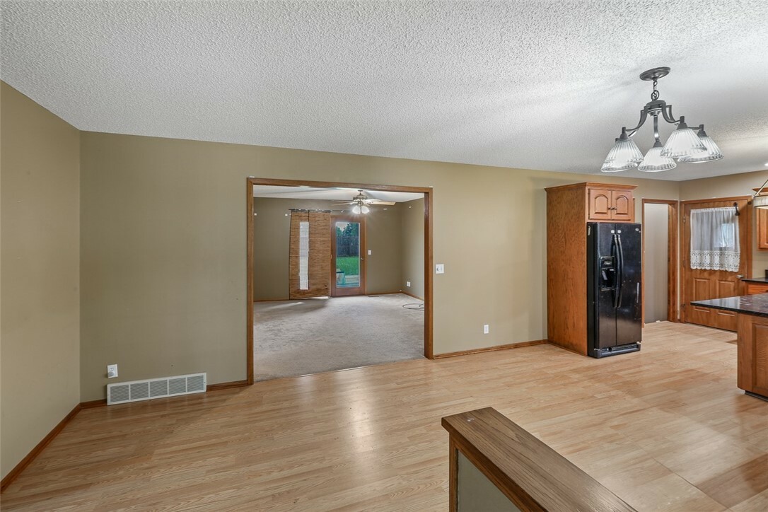 Property Photo:  708 Brentwood Drive  IA 50219 