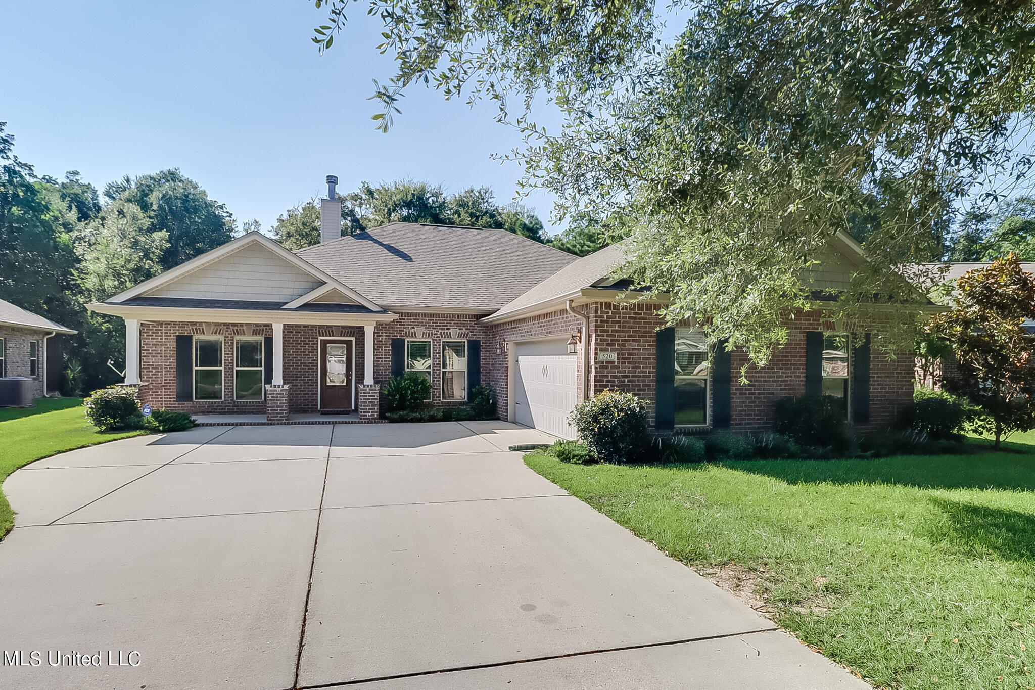 Property Photo: 520 Dynsmore Place MS 39560