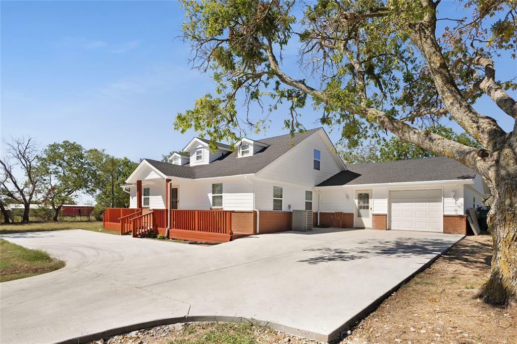 Property Photo:  125 Mesa Grande Drive  TX 76108 