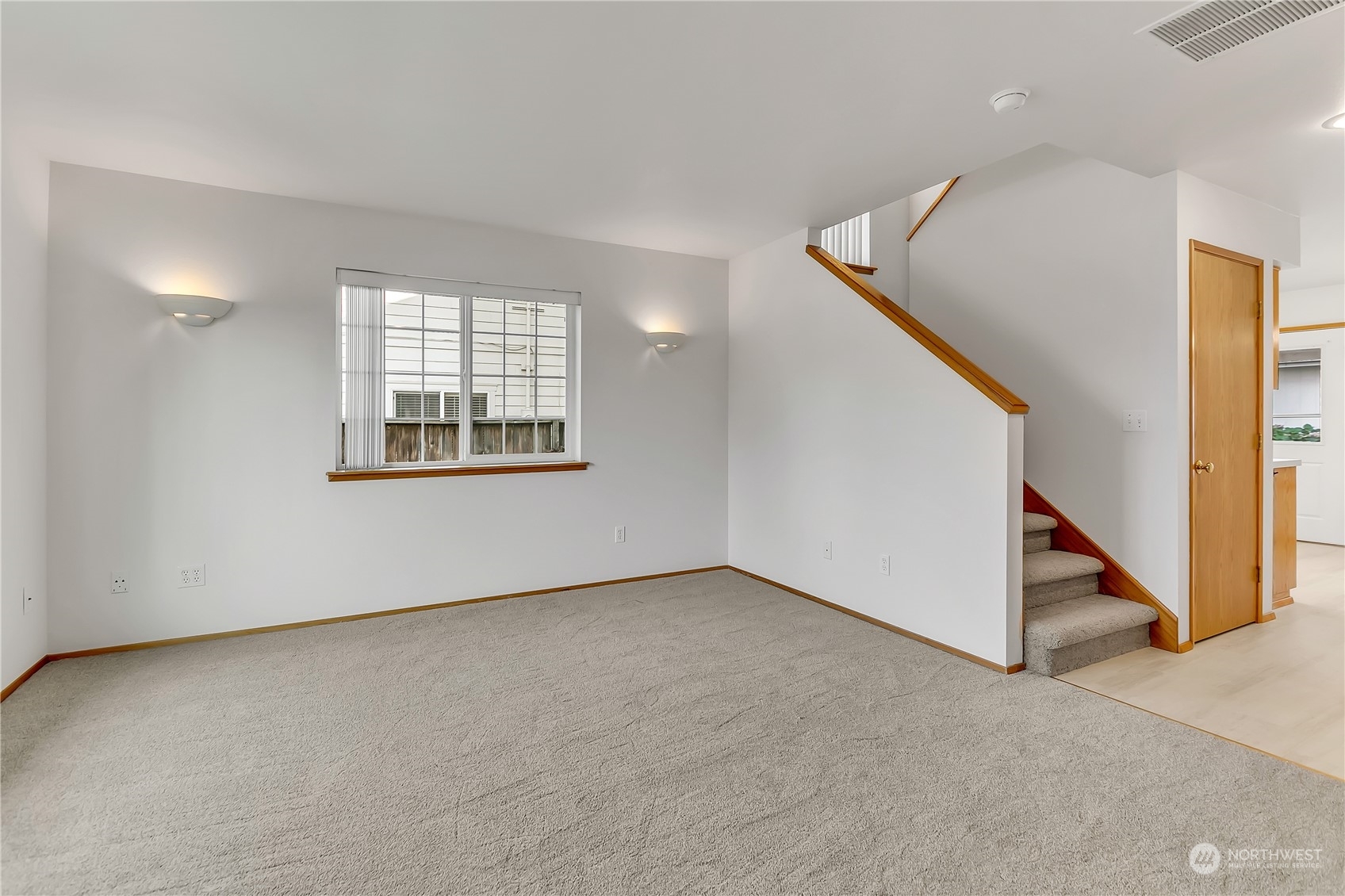 Property Photo: 1112 Park Street WA 98390
