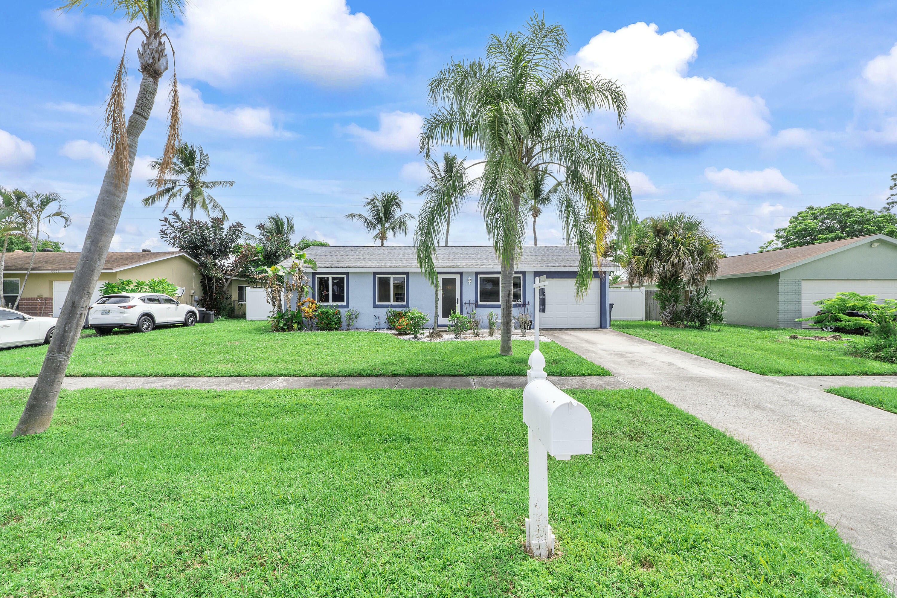 Property Photo:  8084 St John Avenue E  FL 33472 