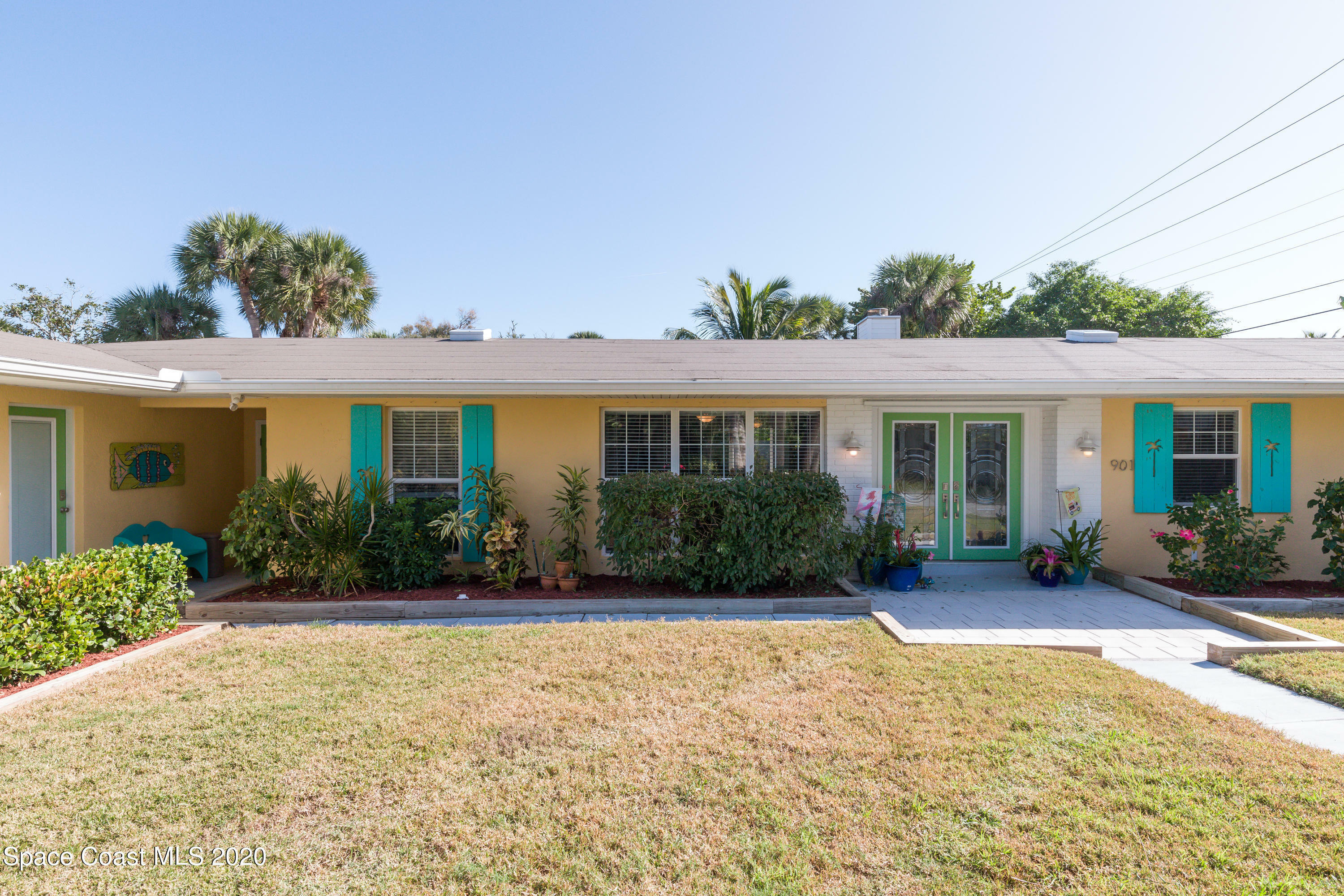 Property Photo: 901 S Palm Avenue FL 32903