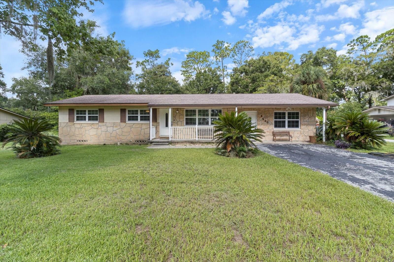 Property Photo:  1530 NE 49th Avenue  FL 34471 