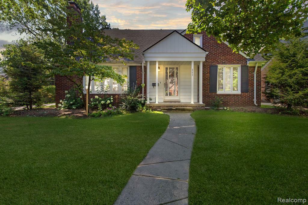 Property Photo: 23627 Marshall Street MI 48124 1430
