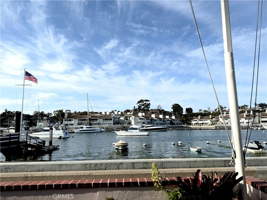 Property Photo:  1009 N Bay Front  CA 92662 