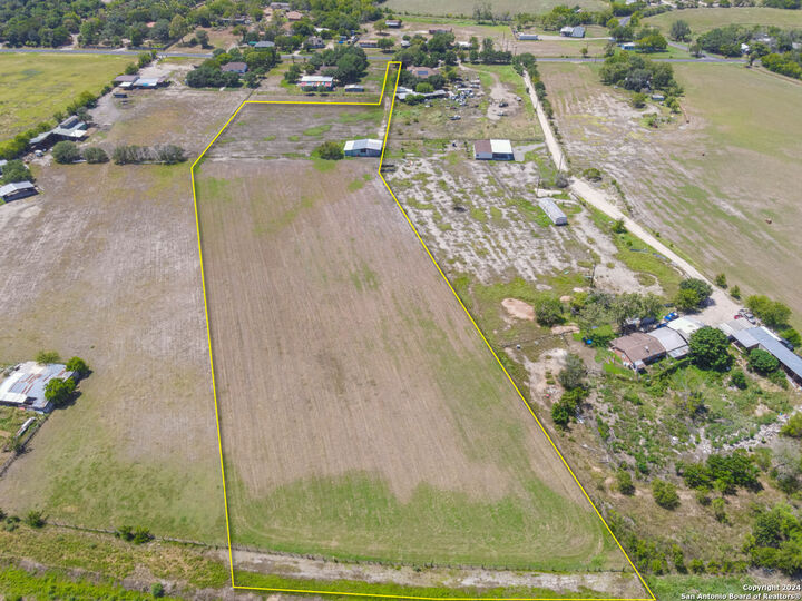 Property Photo: Tbd Pearsall Rd TX 78002
