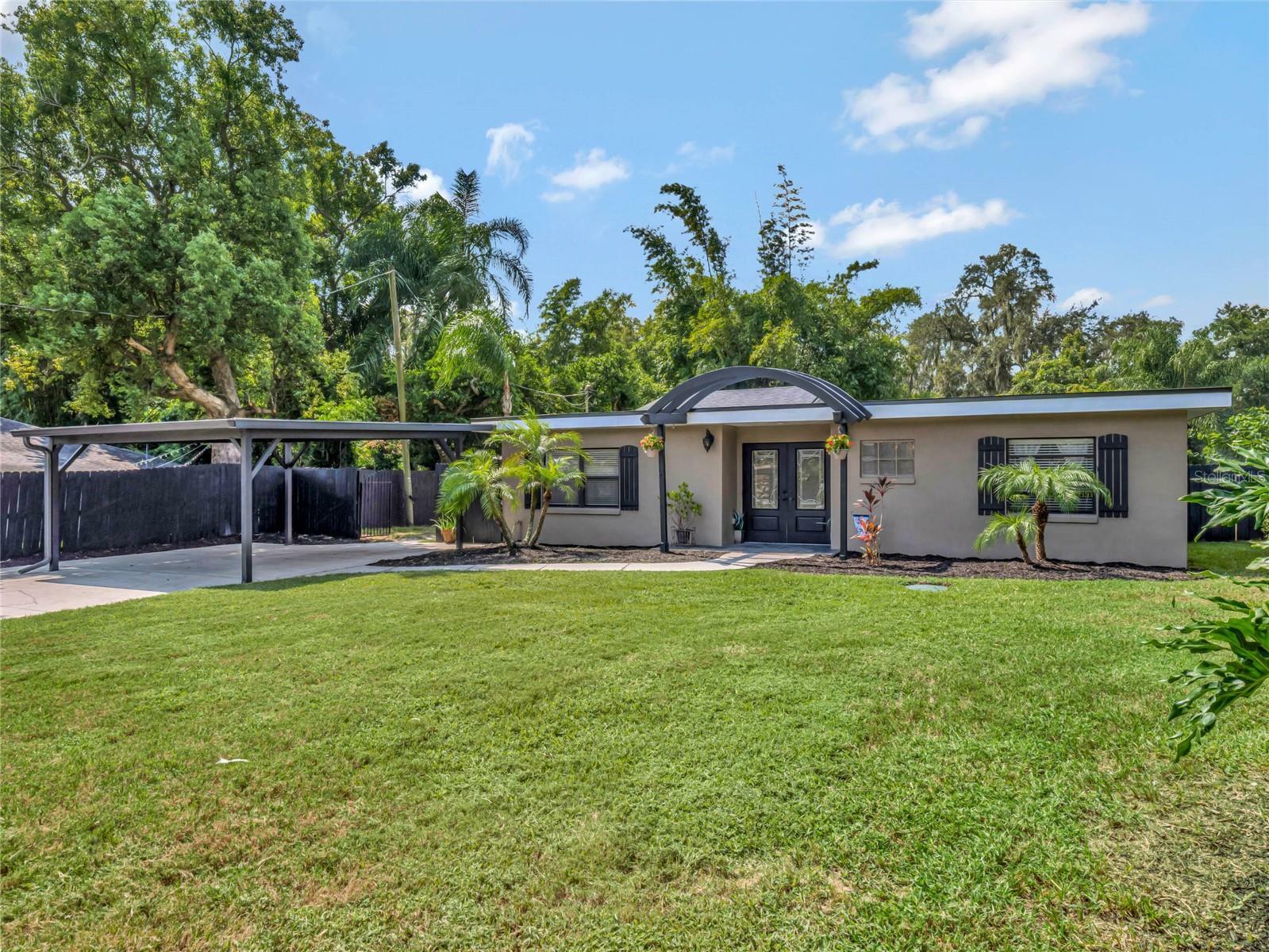 Property Photo:  2530 Franklin Avenue  FL 32789 