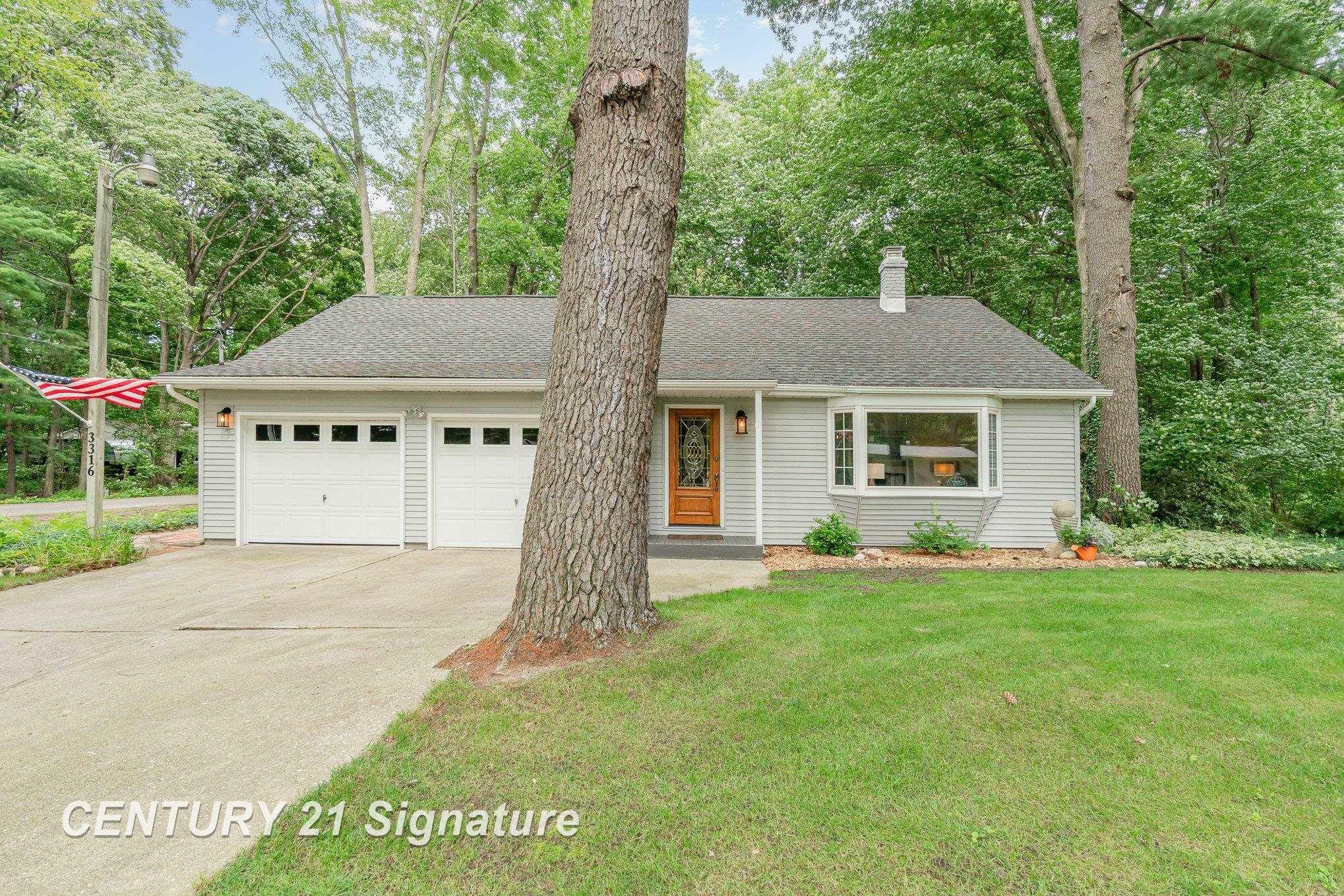 Property Photo:  3316 N Douglas Drive  MI 48657 