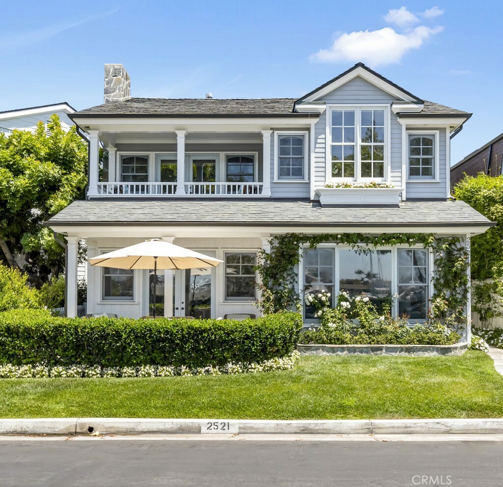 Property Photo:  2521 Bayshore Drive Drive  CA 92663 