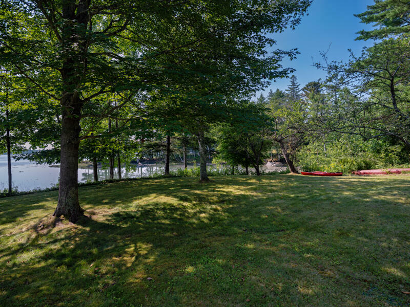 Property Photo:  654 Pleasant Point Road  ME 04563 