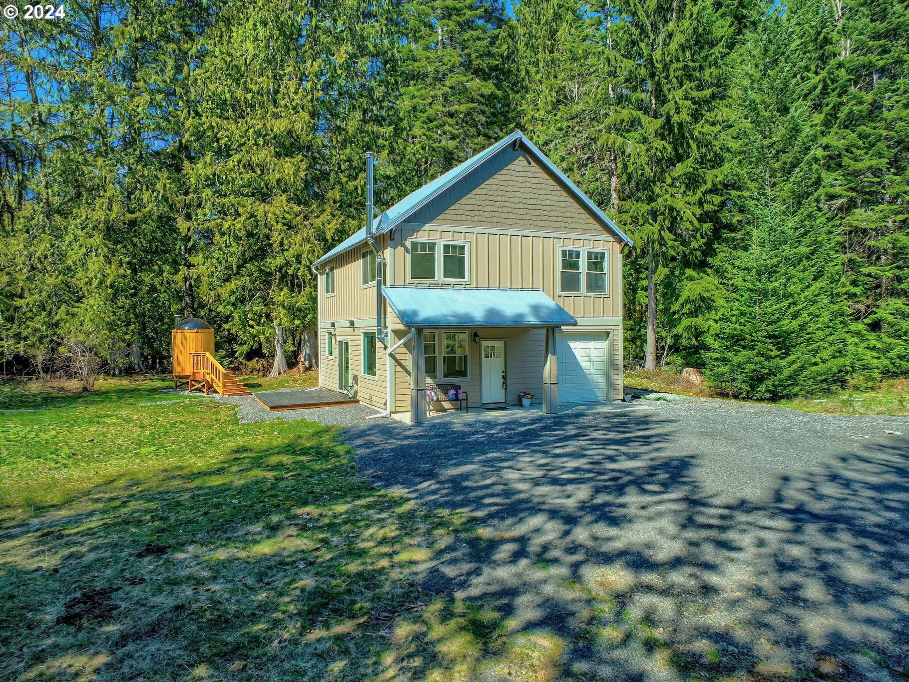 Property Photo:  142 Sunday Dr  WA 98605 