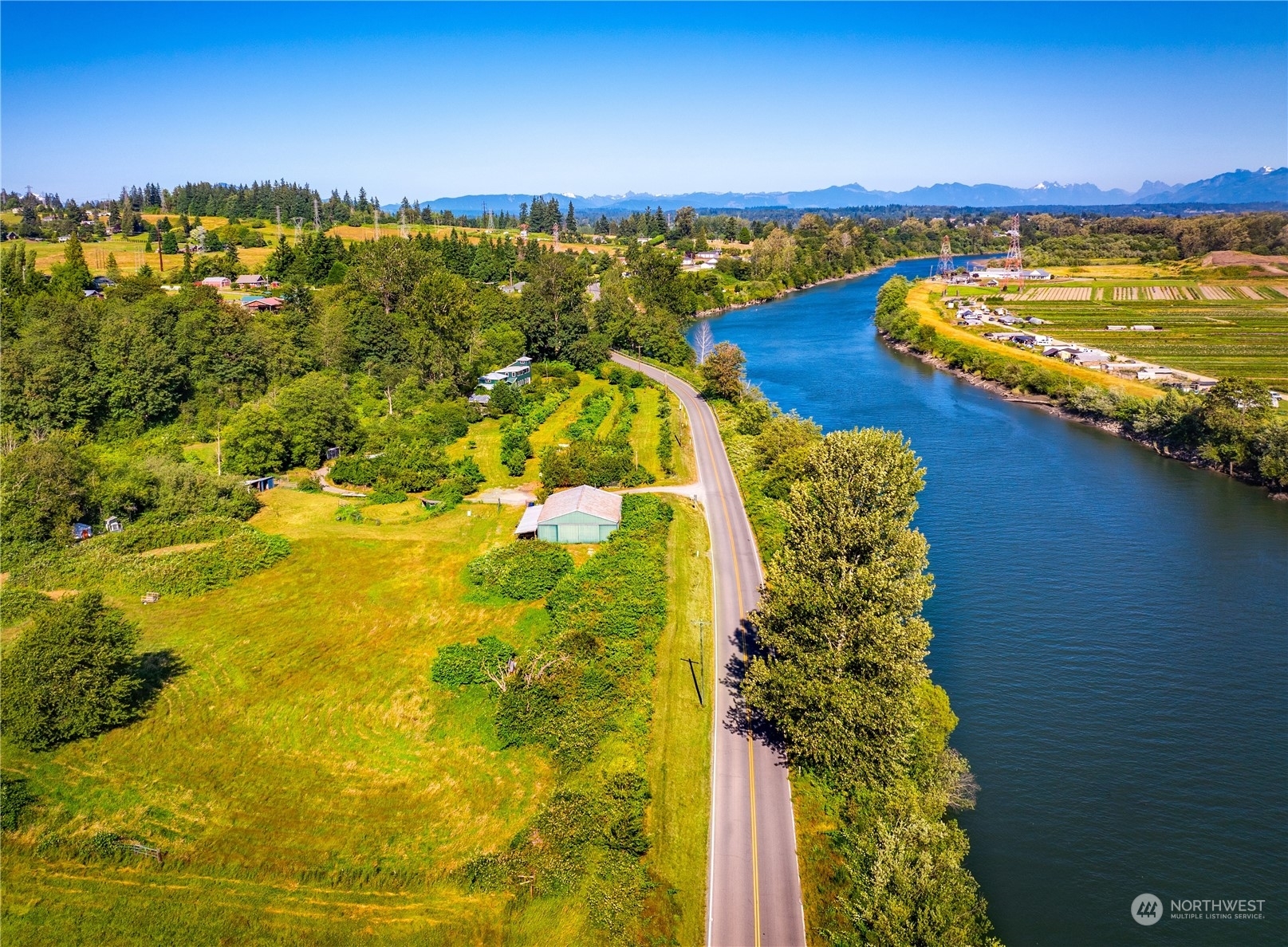 Property Photo:  6621 Riverview Road  WA 98290 