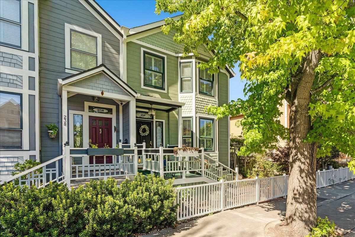 Property Photo:  236 Union Street  CA 95060 