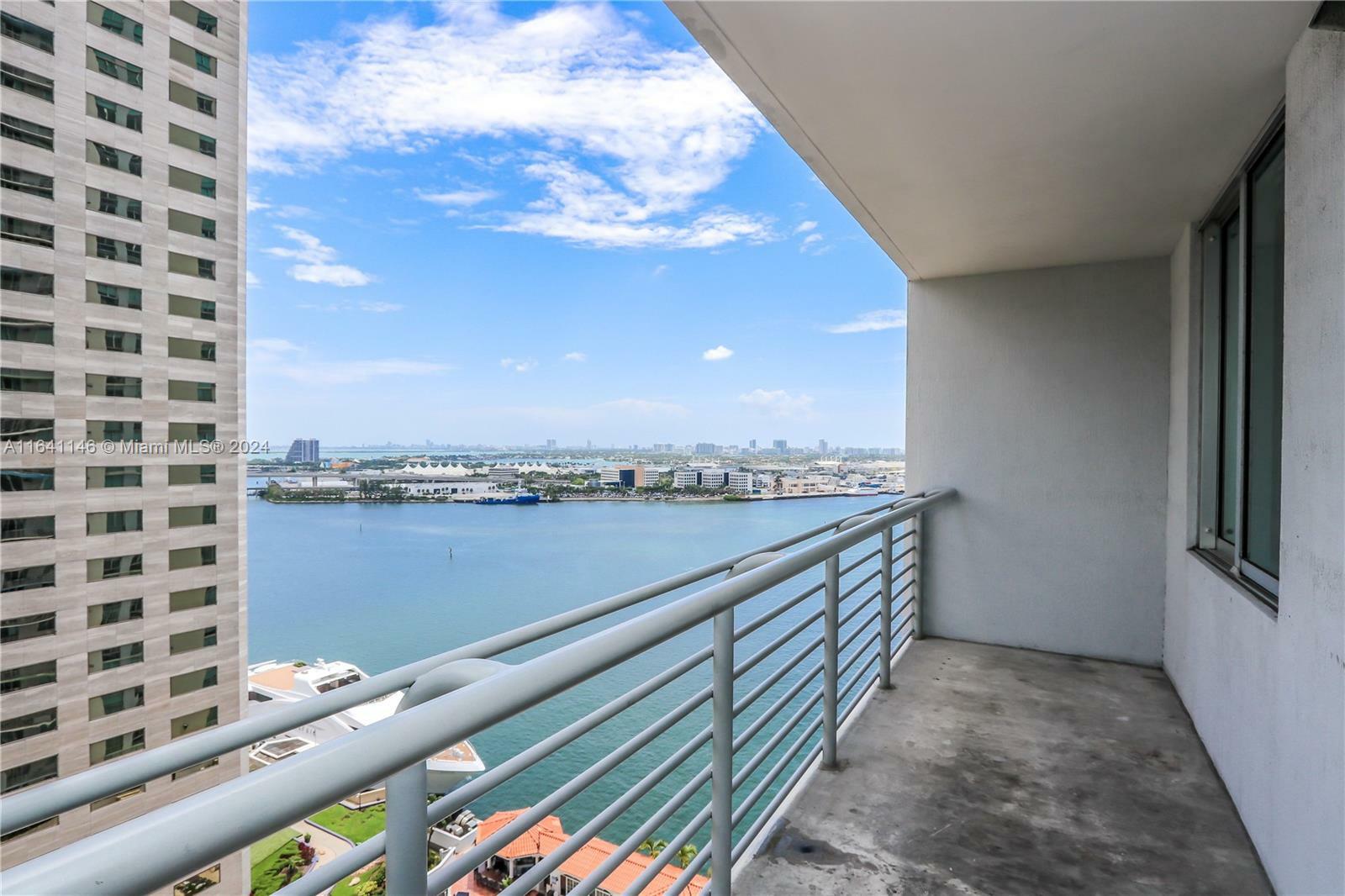 Property Photo:  335 S Biscayne Blvd 2104  FL 33131 