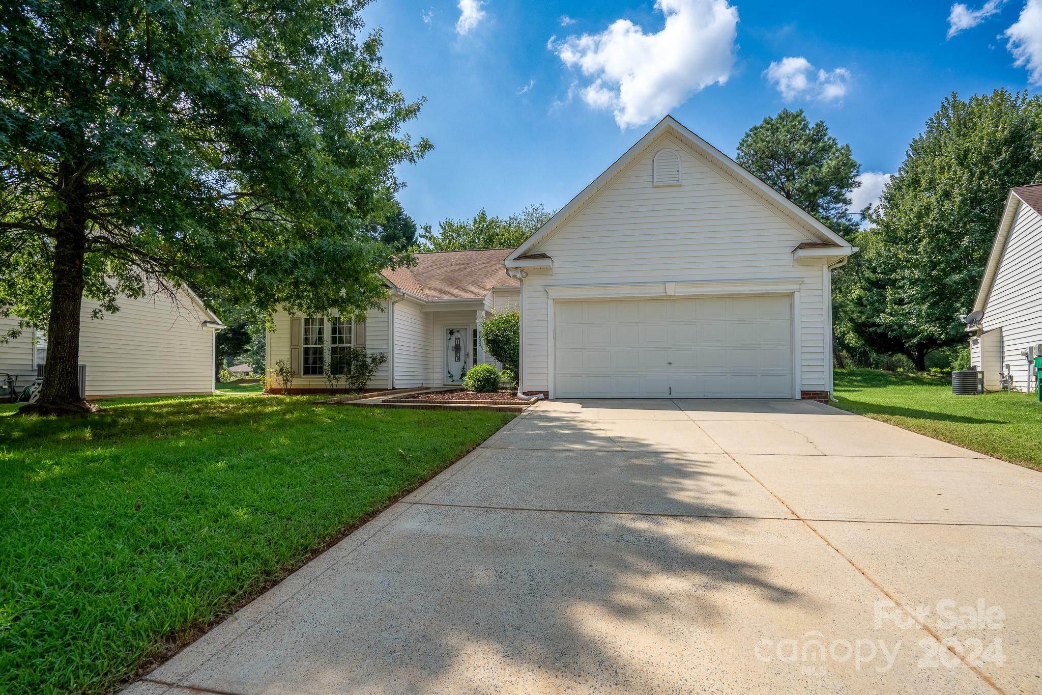 Property Photo:  5833 Branthurst Drive  NC 28269 