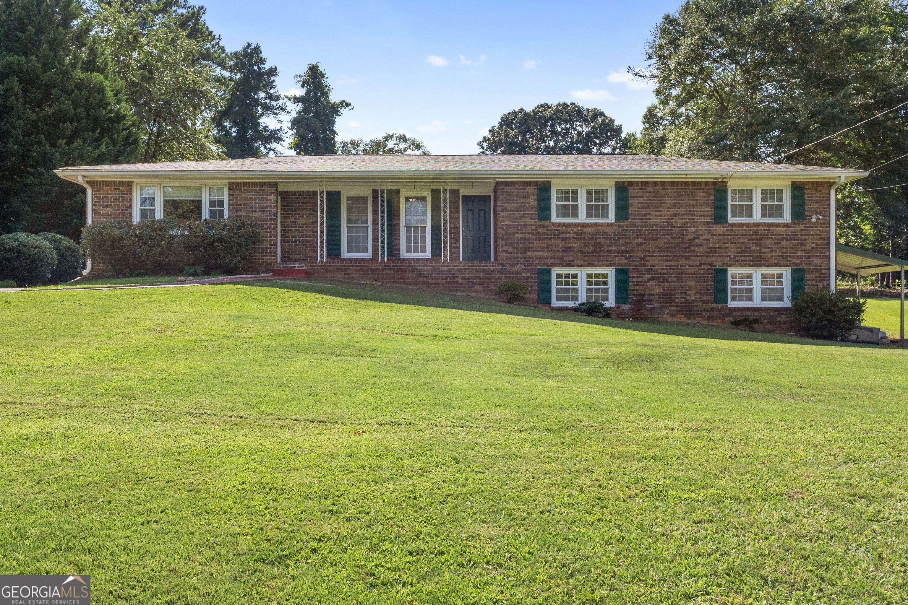 Property Photo:  3352 Summit Drive  GA 30135 