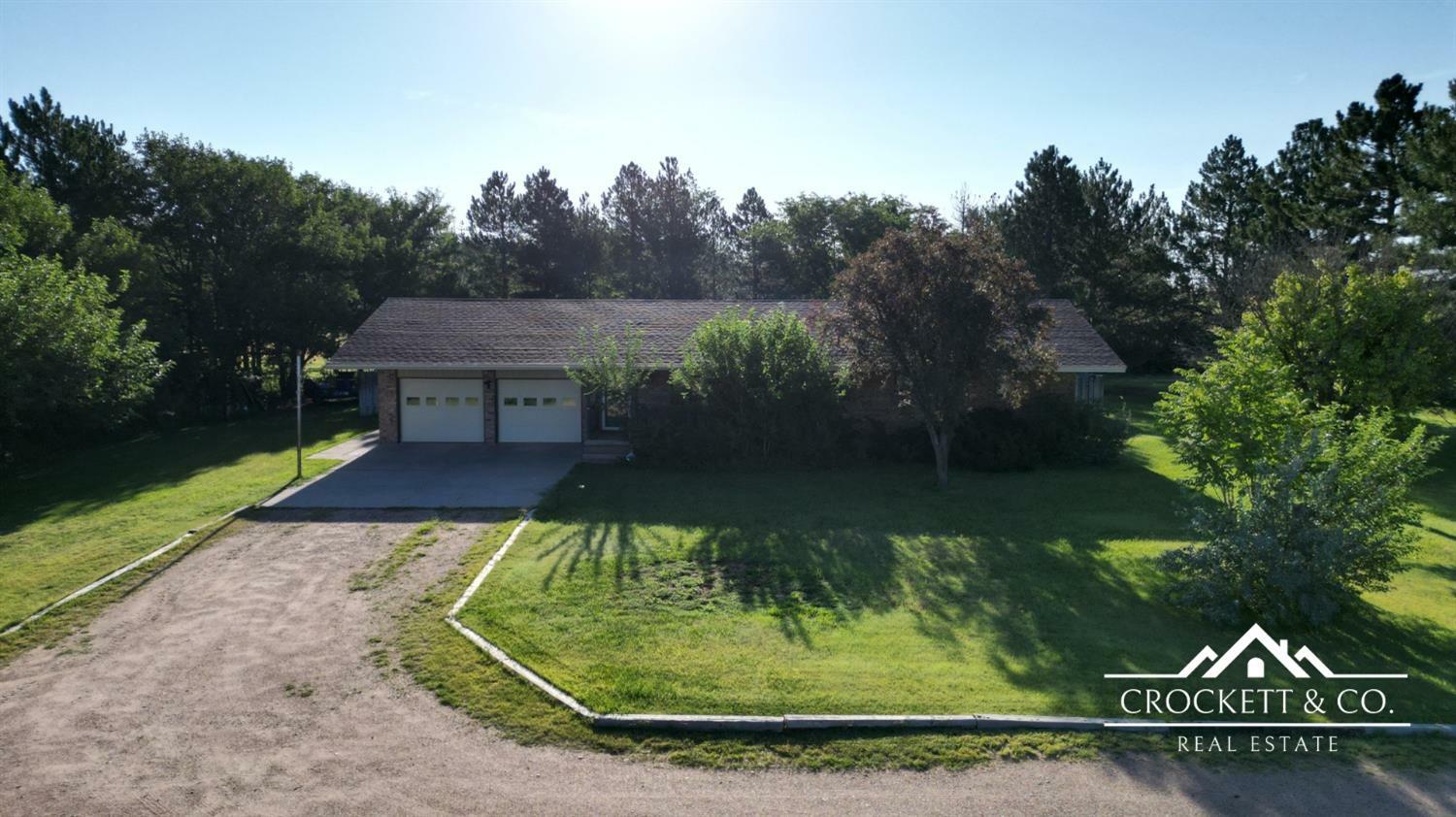 Property Photo:  4805 E Schulman Avenue  KS 67846 